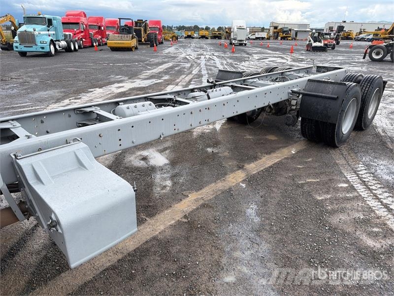 Kenworth T660 6x4 Sleeper Camion Chasis Cabina / Cab and Ch Кабини