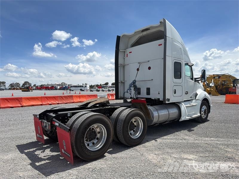 Kenworth T680 Влекачи