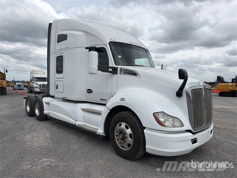 Kenworth T680 Tractor Units