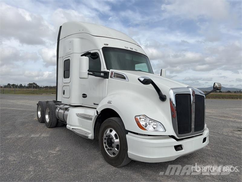 Kenworth T680 Motrici e Trattori Stradali