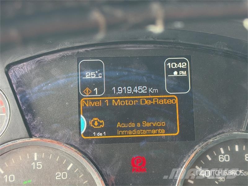 Kenworth T680 Vilcēji