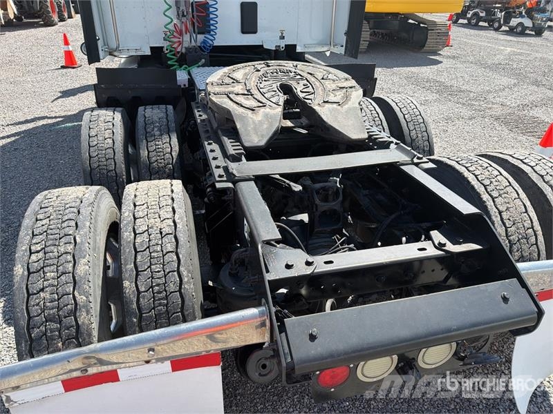 Kenworth T680 Autotractoare