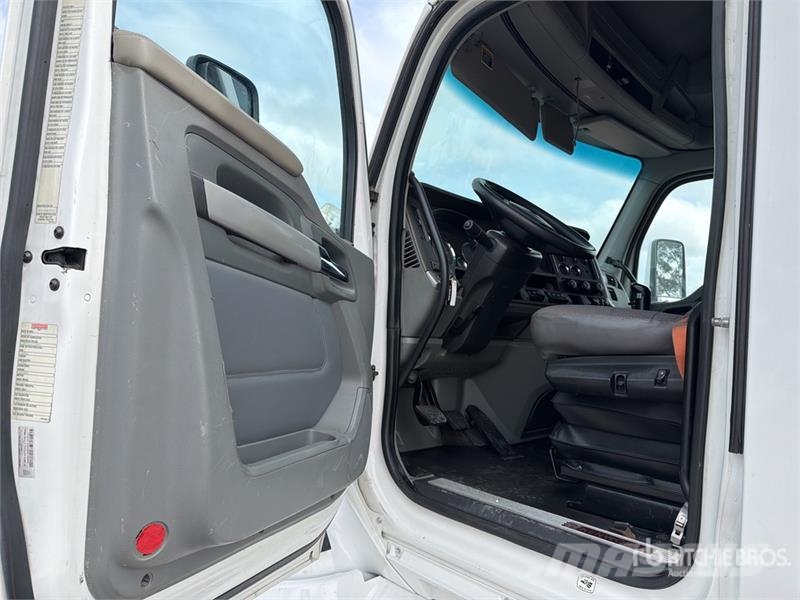 Kenworth T680 Motrici e Trattori Stradali