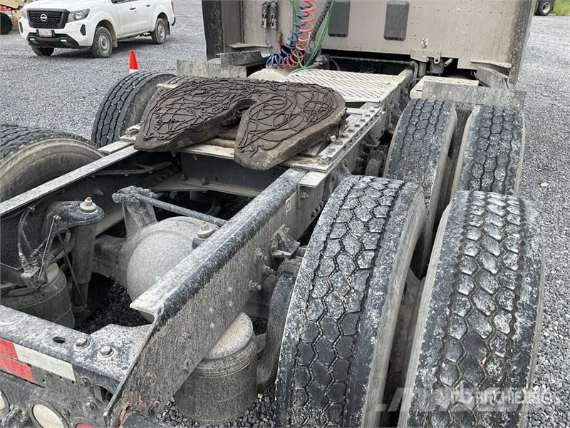 Kenworth T680 Motrici e Trattori Stradali