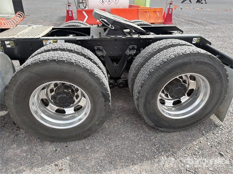 Kenworth T680 Motrici e Trattori Stradali