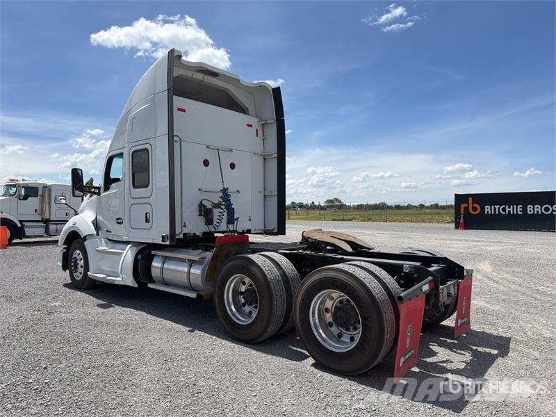 Kenworth T680 Влекачи