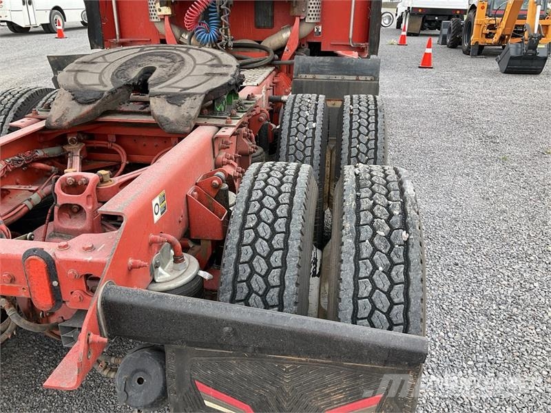 Kenworth T680 Vetopöytäautot