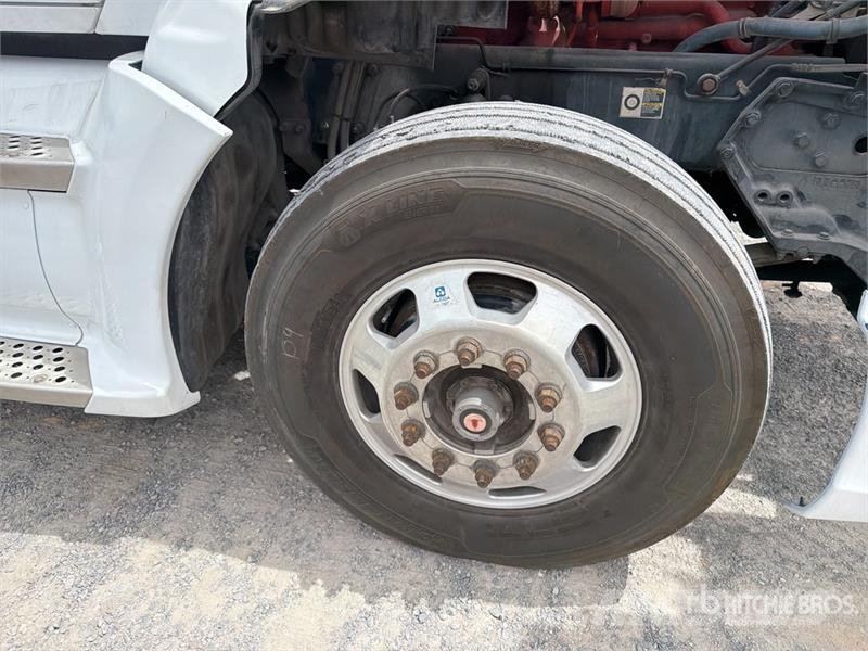 Kenworth T680 Τράκτορες