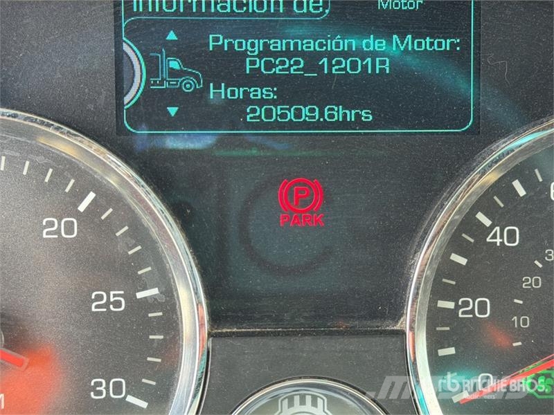 Kenworth T680 Autotractoare
