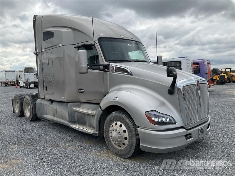 Kenworth T680 Motrici e Trattori Stradali