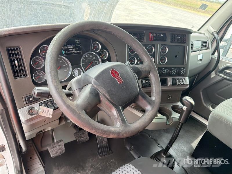 Kenworth T680 Τράκτορες