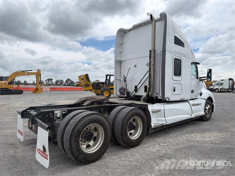 Kenworth T680 Tractor Units