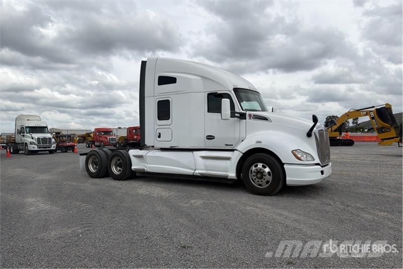 Kenworth T680 Τράκτορες
