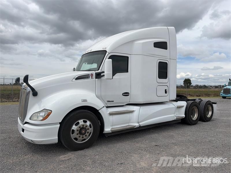 Kenworth T680 Τράκτορες