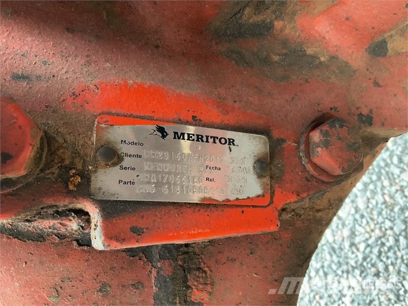 Kenworth T680 Vetopöytäautot