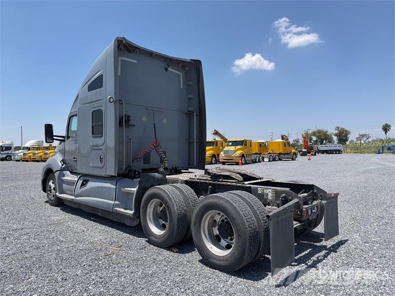 Kenworth T680 Vilcēji