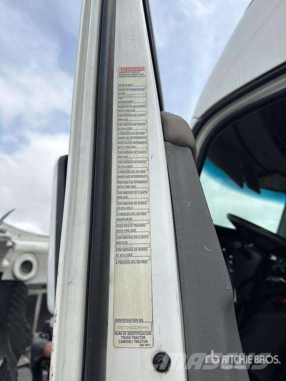 Kenworth T680 Motrici e Trattori Stradali