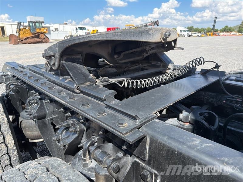 Kenworth T680 Autotractoare