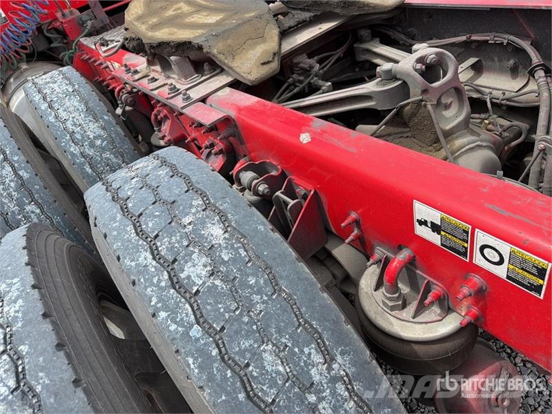 Kenworth T680 Тягачі