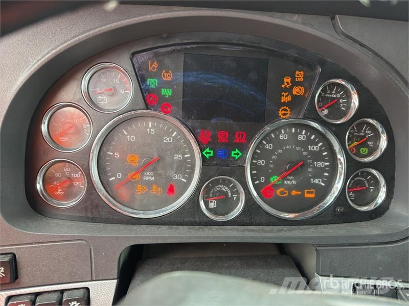 Kenworth T680 Vilcēji