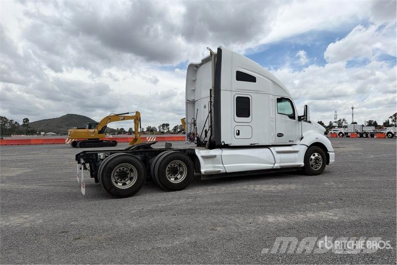 Kenworth T680 Τράκτορες