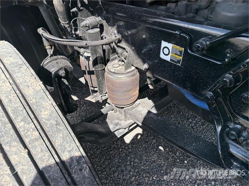 Kenworth T680 Autotractoare
