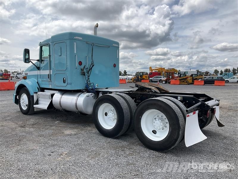Kenworth T800 Sadulveokid