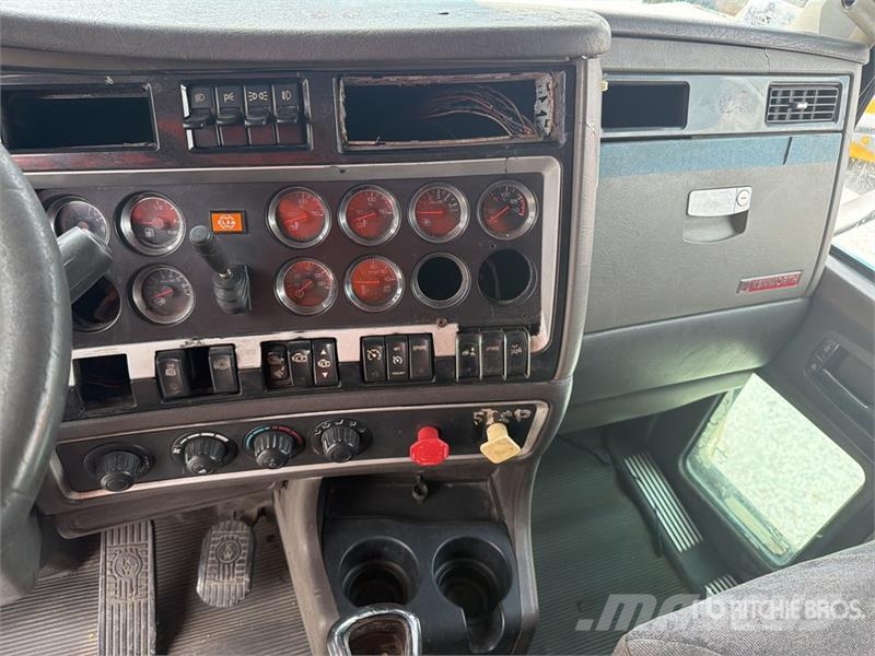 Kenworth T800 Sadulveokid