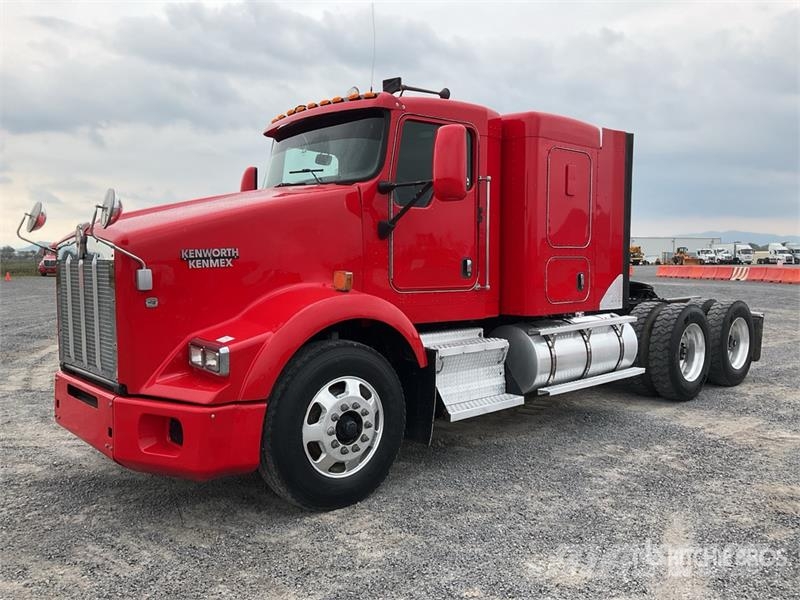 Kenworth T800 Vetopöytäautot