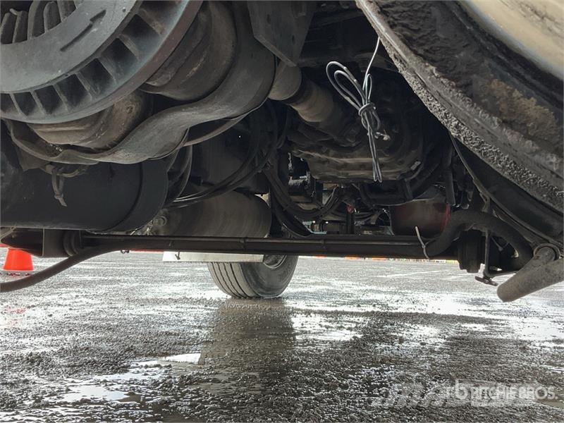 Kenworth T800 中古トラクターヘッド | トレーラーヘッド
