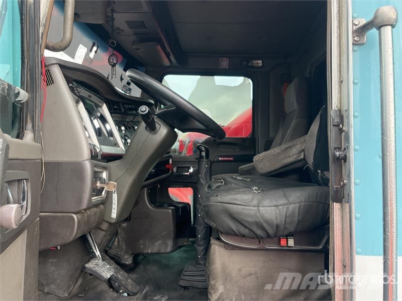 Kenworth T800 Tracteur routier