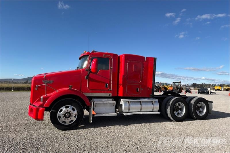 Kenworth T800 وحدات الجر