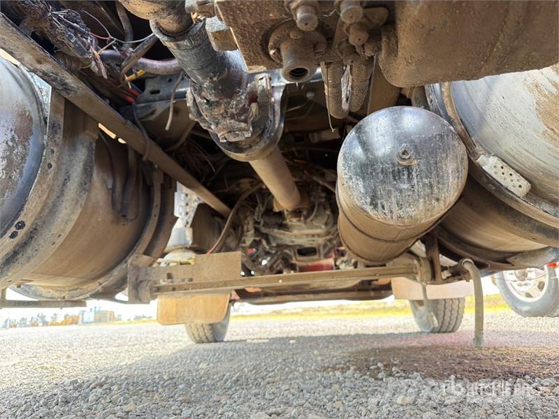 Kenworth T800 وحدات الجر
