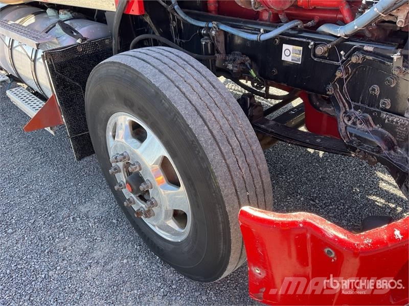Kenworth T800 Vetopöytäautot