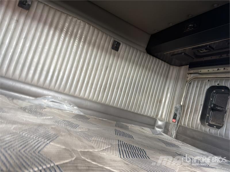 Kenworth T800 Trekkers