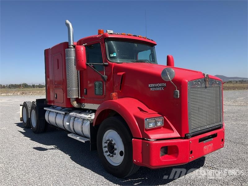 Kenworth T800 Vetopöytäautot