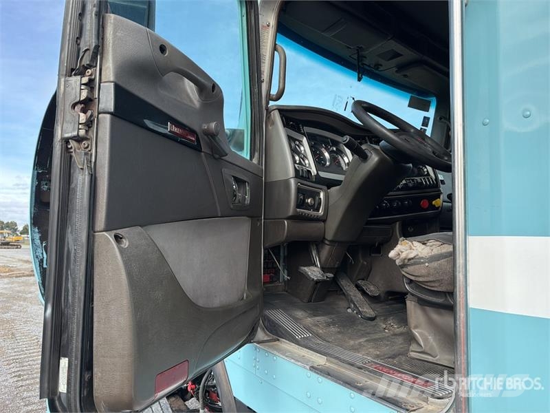 Kenworth T800 Traktorske jedinice