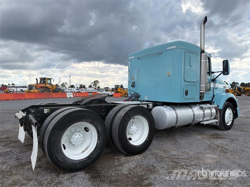 Kenworth T800 Tracteur routier