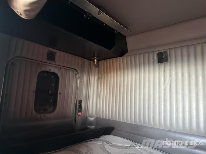Kenworth T800 Traktorske jedinice