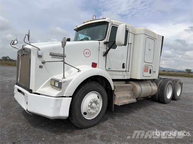Kenworth T800 Naudoti vilkikai