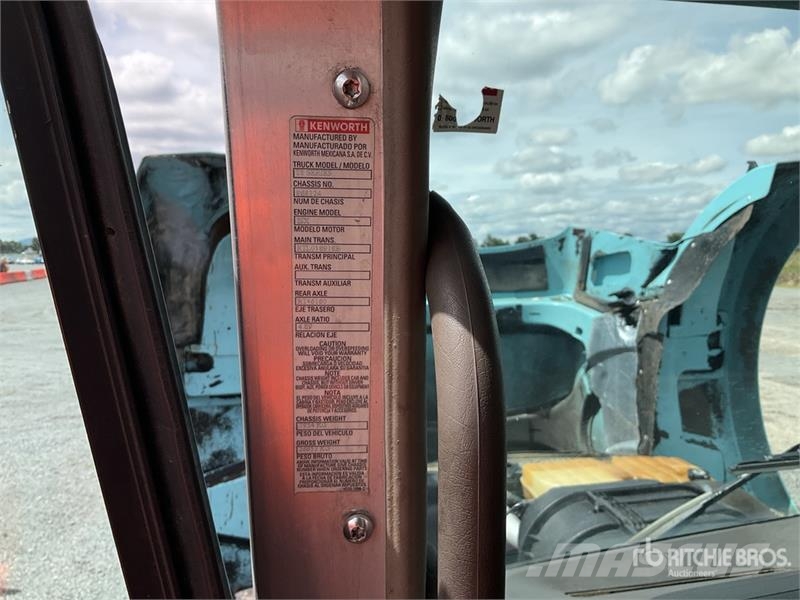 Kenworth T800 Sadulveokid