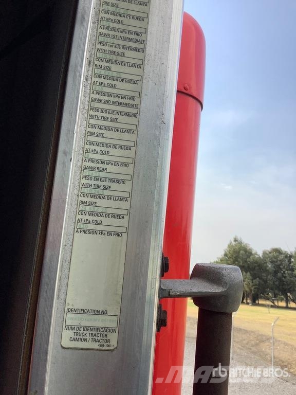 Kenworth T800 Vetopöytäautot