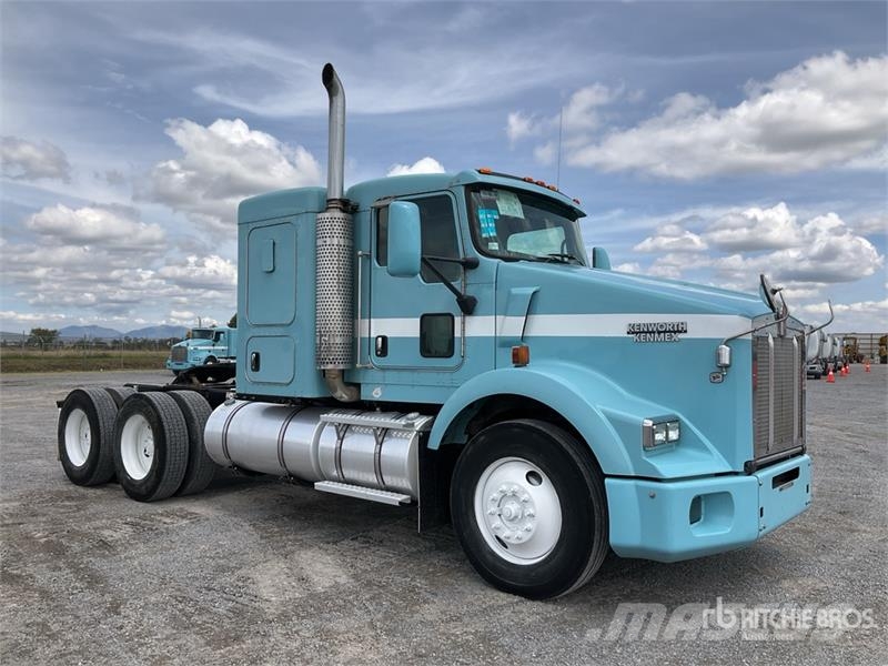 Kenworth T800 Sadulveokid