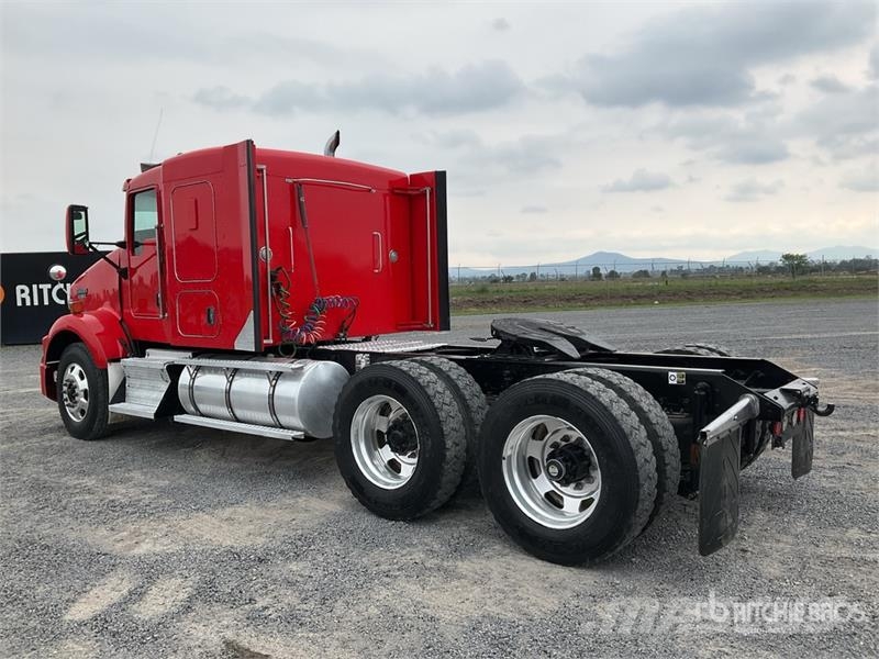Kenworth T800 Sattelzugmaschinen