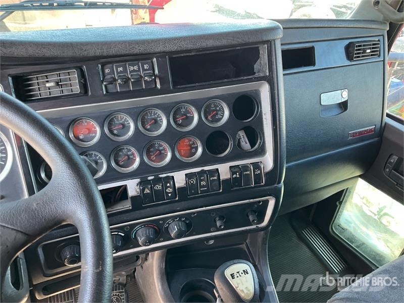 Kenworth T800 Vetopöytäautot