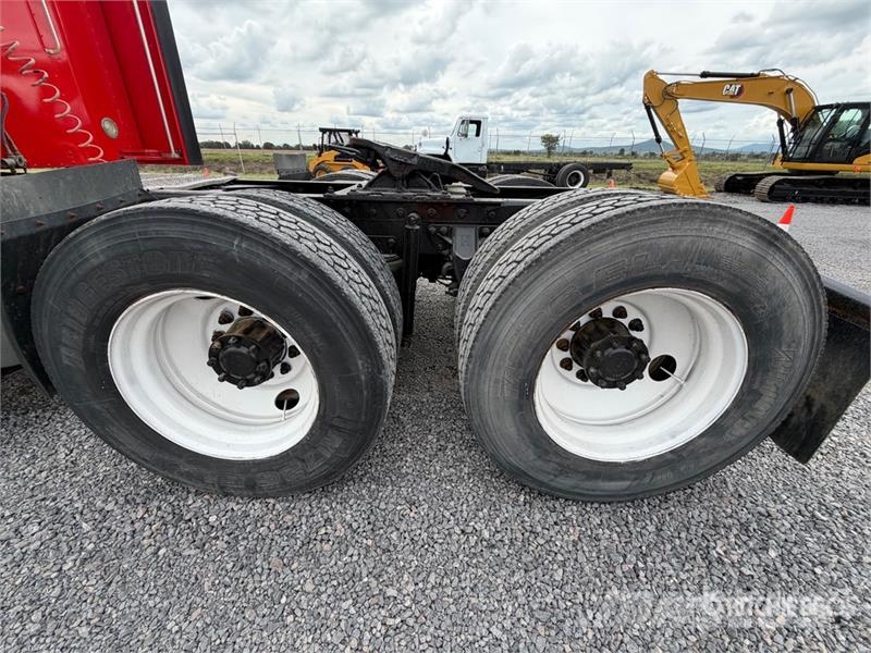 Kenworth T800 Tractor Units