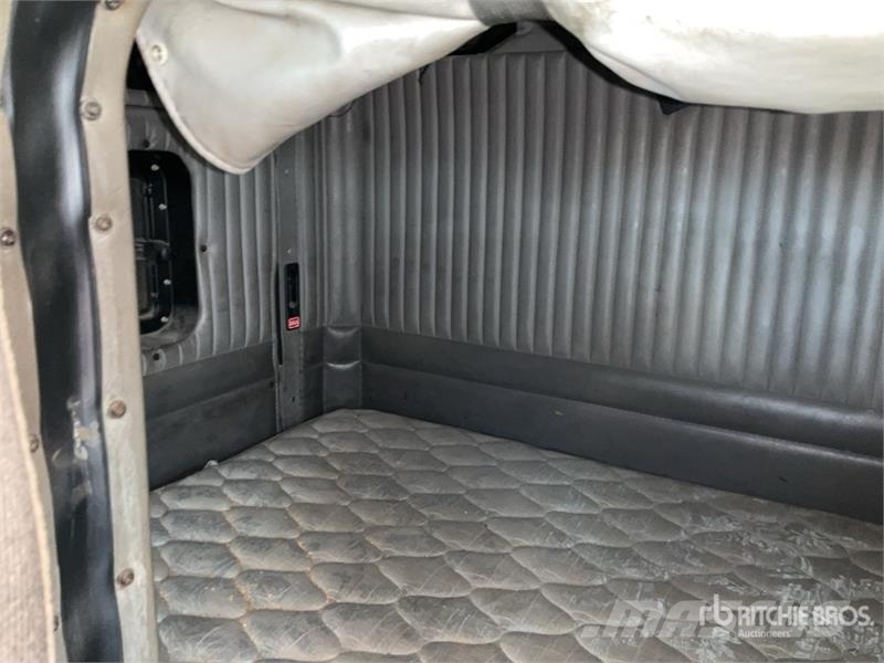 Kenworth T800 وحدات الجر