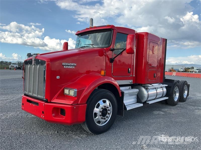 Kenworth T800 وحدات الجر
