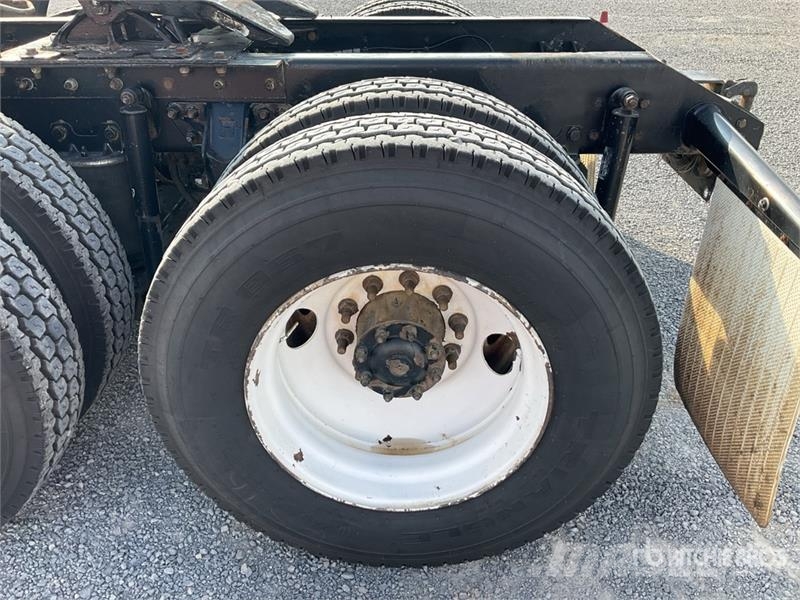 Kenworth T800 Vetopöytäautot