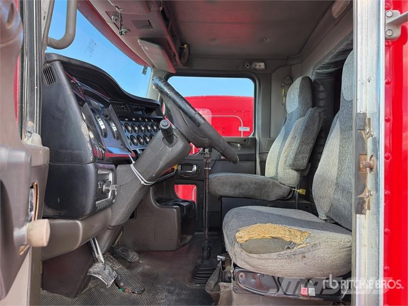 Kenworth T800 وحدات الجر
